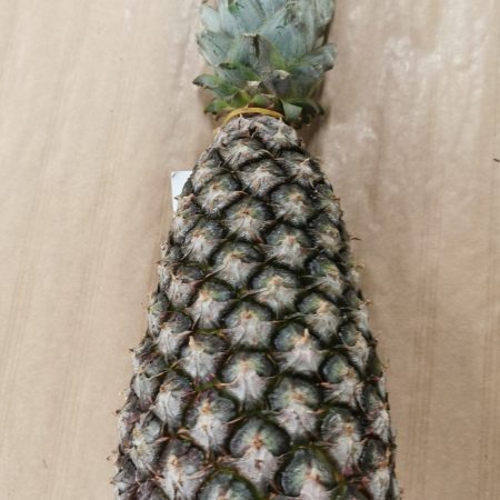 Ananas. 1 pièce